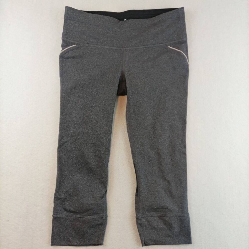 Athleta Womens Realy Capri Leggings Size M Gray Black Reflective